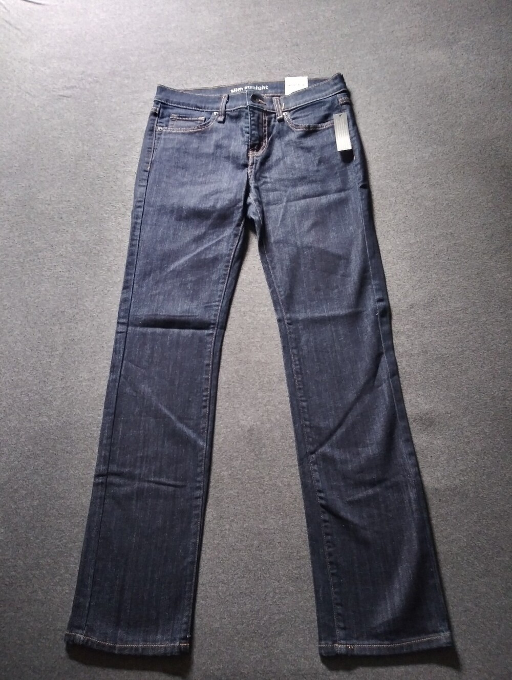 JCP Size 6P Medium Light Wash Slim Straight Jeans NWT